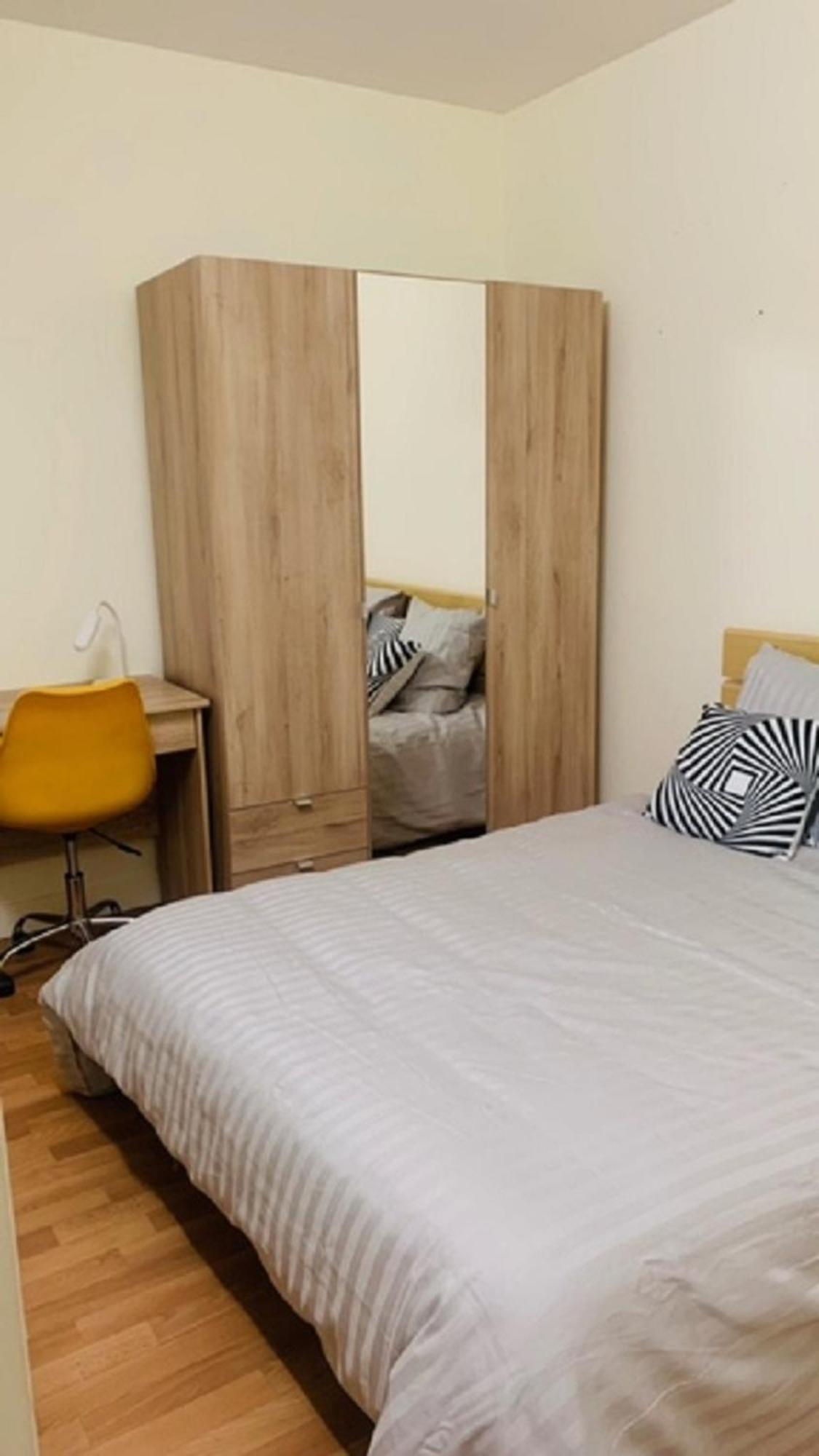 Appartement Calme Et Chaleureux Proche De Paris Courbevoie Bagian luar foto